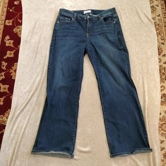 Lane Bryant Signature Fit Mid Rise Boot Cut Jeans Size 16 - Picture 2 of 8